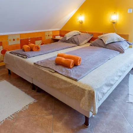 Apartment Gal Apartmanhaz Harkany