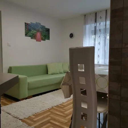 Gal Apartmanhaz * Harkan