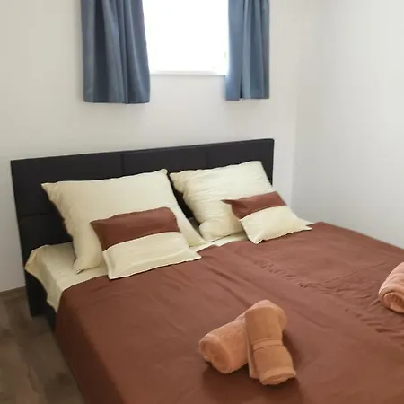 Gal Apartmanhaz * Harkany