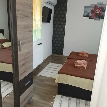 Gal Apartmanhaz Harkany