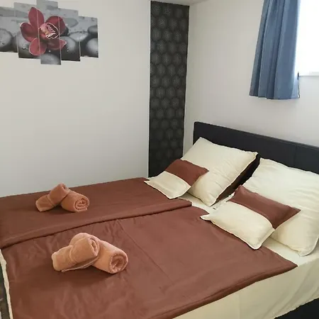 Gal Apartmanhaz Harkany