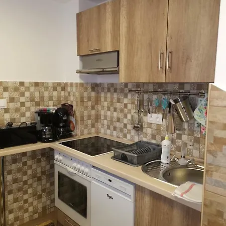 Gal Apartmanhaz Διαμέρισμα Harkány