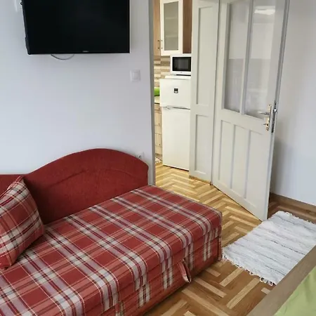 Gal Apartmanhaz アパート