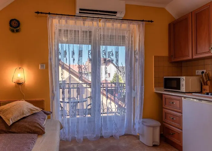 Gal Apartmanhaz * Harkány