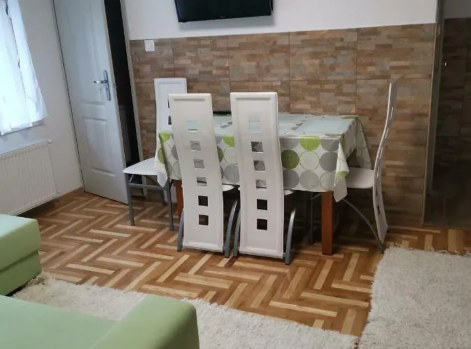 Gal Apartmanhaz Lejlighed Harkány